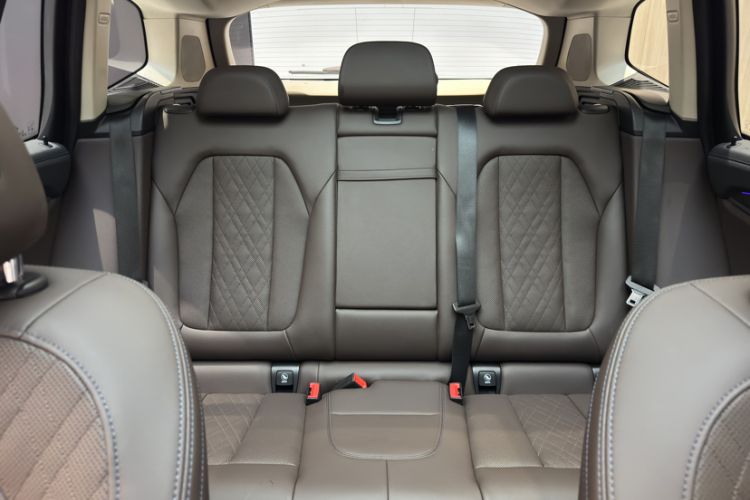 Used BMW X3 2022 xDrive30i Luxury Model M Night Sky Package Interior 12