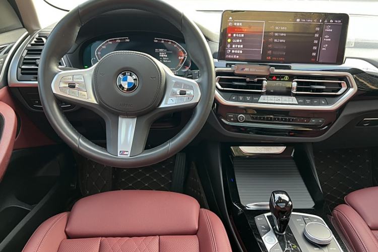 Used BMW X3 2022 Restyled xDrive25i M Sport Package Interior 2