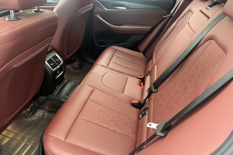 Used BMW X3 2022 Second Facelift xDrive30i Luxury Edition M Night Sky Package Interior 2