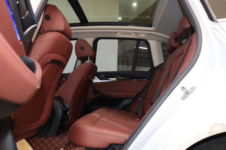 Used BMW X3 2022 xDrive25i M Sport Package Interior 2