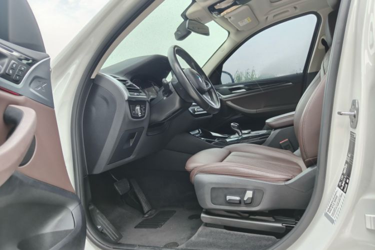 Used BMW X3 2022 xDrive25i M Sport Package Interior 2