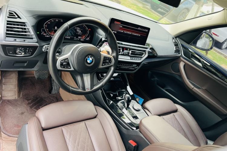 Used BMW X3 2022 xDrive25i M Sport Package Interior 2