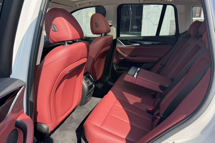 Used BMW X3 2022 Restyled xDrive25i M Sport Package Interior 3