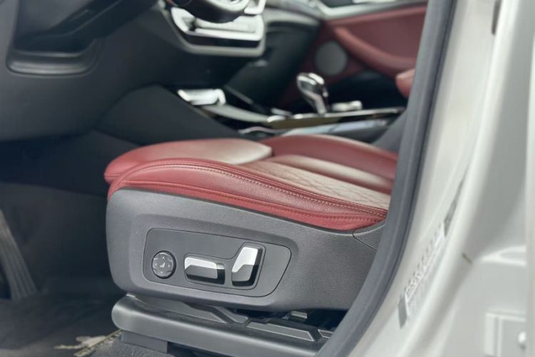 Used BMW X3 2022 Second Facelift xDrive30i Leading Edition M Night Sky Package Interior 3