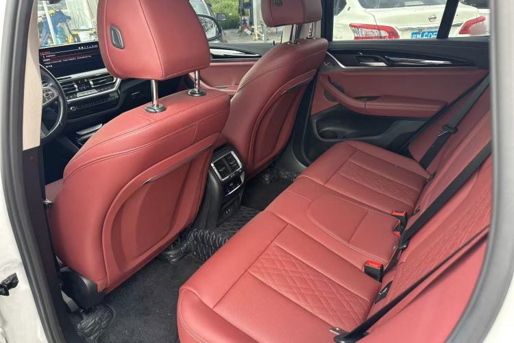 Used BMW X3 2022 Restyled xDrive25i M Sport Package Interior 3