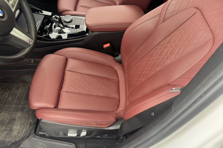 Used BMW X3 2022 Second Facelift xDrive30i Luxury Edition M Night Sky Package Interior 3