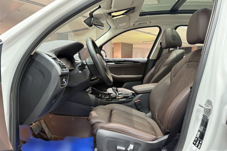 Used BMW X3 2022 Restyled xDrive25i M Sport Package Interior 3