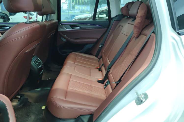 Used BMW X3 2022 xDrive30i Luxury Model M Night Sky Package Interior 4