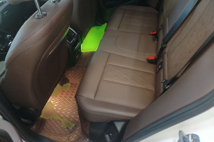 Used BMW X3 2022 xDrive25i M Sport Package Interior 4