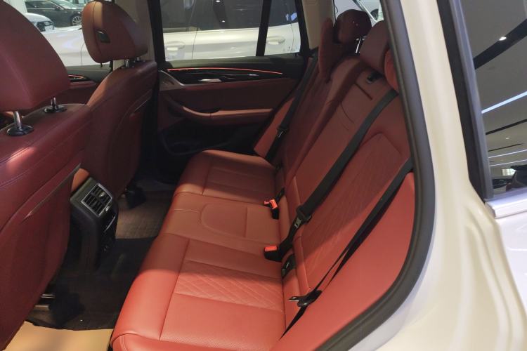 Used BMW X3 2022 xDrive25i M Sport Package Interior 4
