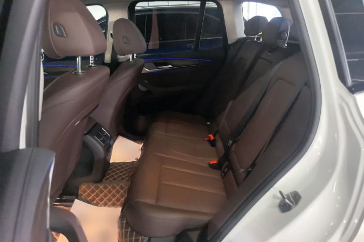 Used BMW X3 2022 xDrive30i Luxury Model M Night Sky Package Interior 5