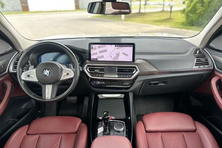 Used BMW X3 2022 Second Facelift xDrive30i Leading Edition M Night Sky Package Interior 5