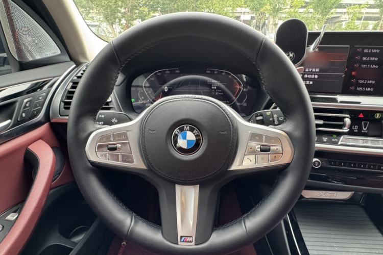 Used BMW X3 2022 Restyled xDrive25i M Sport Package Interior 5