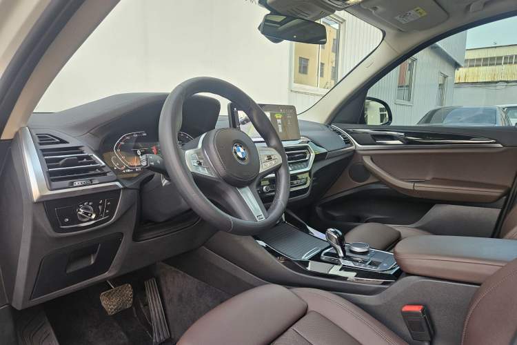 Used BMW X3 2022 Restyled xDrive25i M Sport Package Interior 6