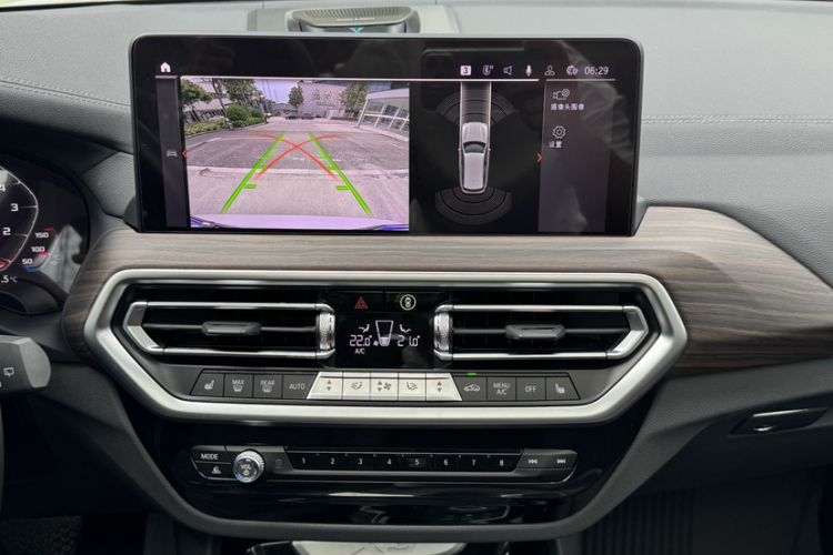 Used BMW X3 2022 xDrive30i Luxury Model M Night Sky Package Interior 7