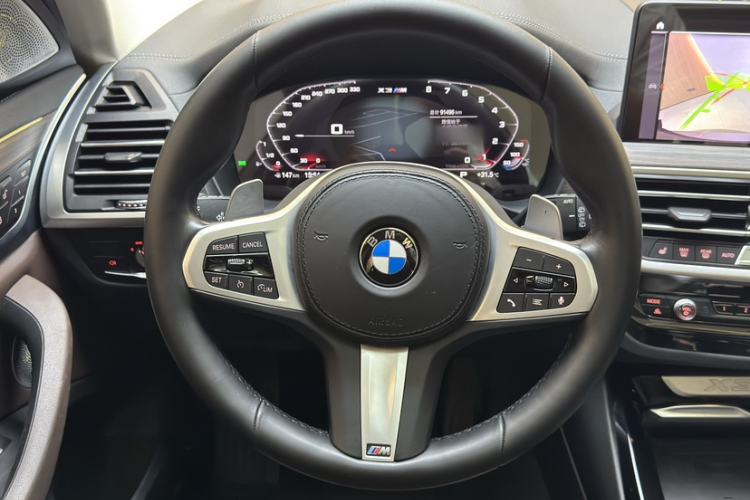 Used BMW X3 2022 xDrive30i Luxury Model M Night Sky Package Interior 9