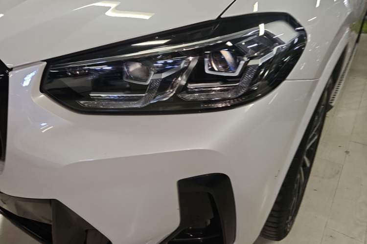 Used BMW X3 2022 Second Facelift xDrive30i Leading Edition M Night Sky Package Left Front Headlight