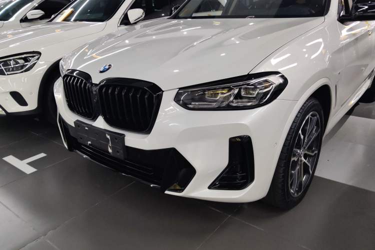 Used BMW X3 2022 Second Facelift xDrive30i Leading Edition M Night Sky Package Left Front Headlight