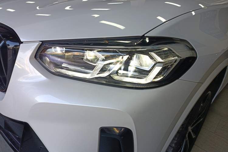Used BMW X3 2022 xDrive30i Luxury Model M Night Sky Package Left Front Headlight