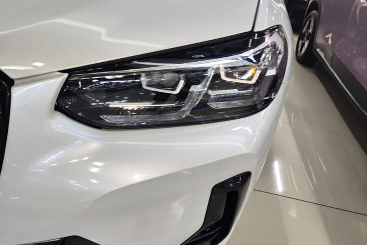Used BMW X3 2022 xDrive30i Luxury Model M Night Sky Package Left Front Headlight