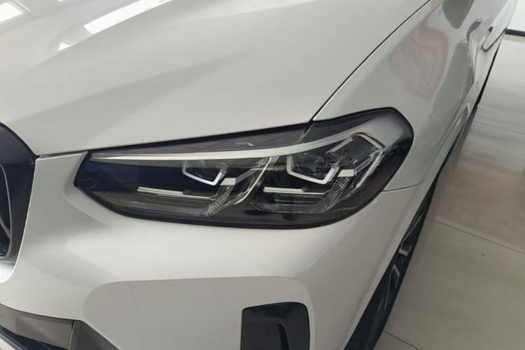 Used BMW X3 2022 Second Facelift xDrive30i Leading Edition M Night Sky Package Left Front Headlight