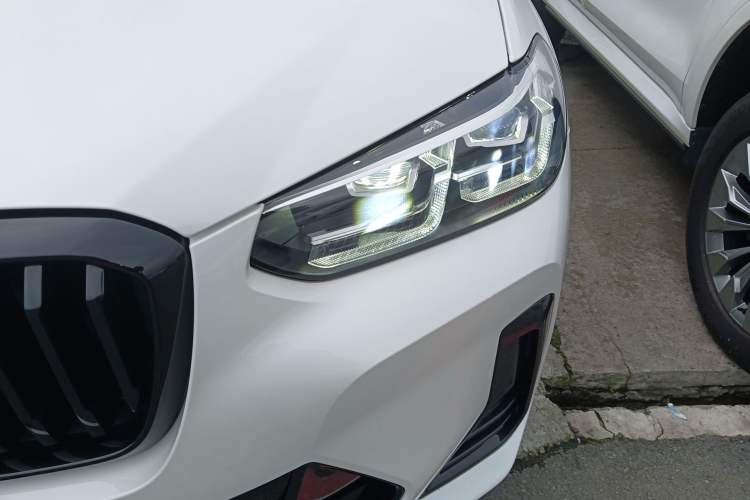 Used BMW X3 2022 Second Facelift xDrive30i Leading Edition M Night Sky Package Left Front Headlight