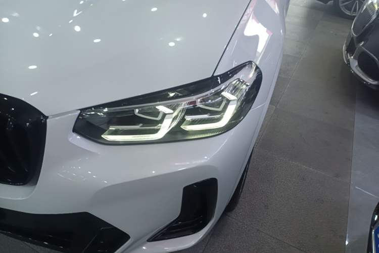 Used BMW X3 2022 Restyled xDrive30i Luxury Edition M Night Sky Package Left Front Headlight