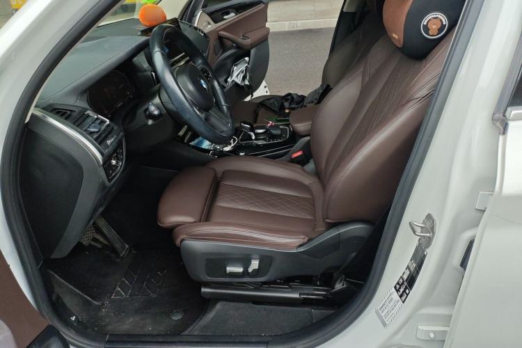 Used BMW X3 2022 xDrive25i M Sport Package Left Front Seat