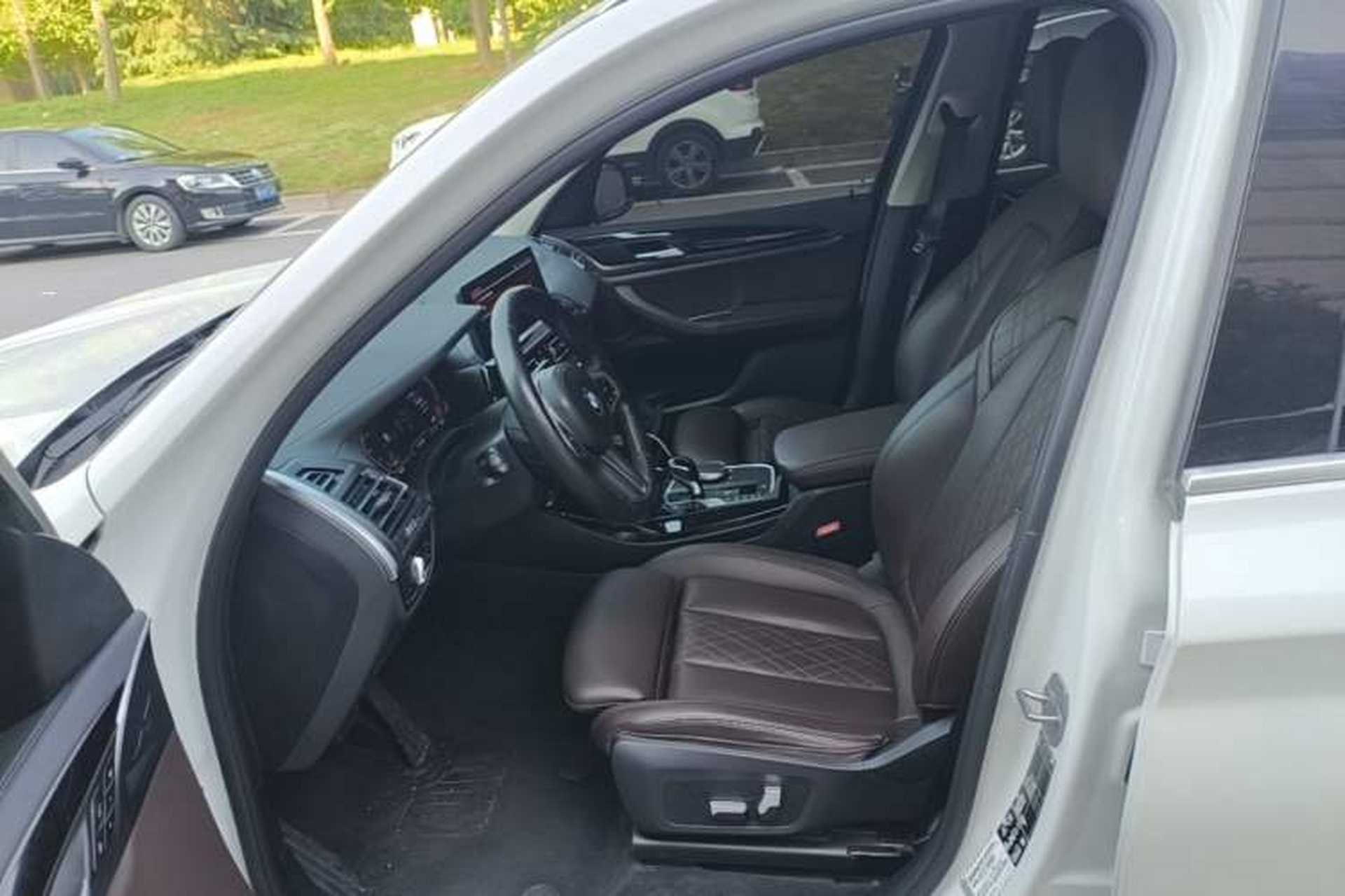 Used BMW X3 2022 xDrive25i M Sport Package Left Front Seat