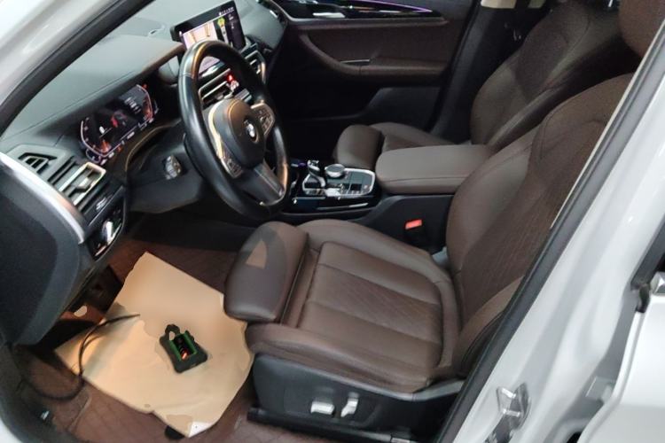 Used BMW X3 2022 Restyled xDrive25i M Sport Package Left Front Seat
