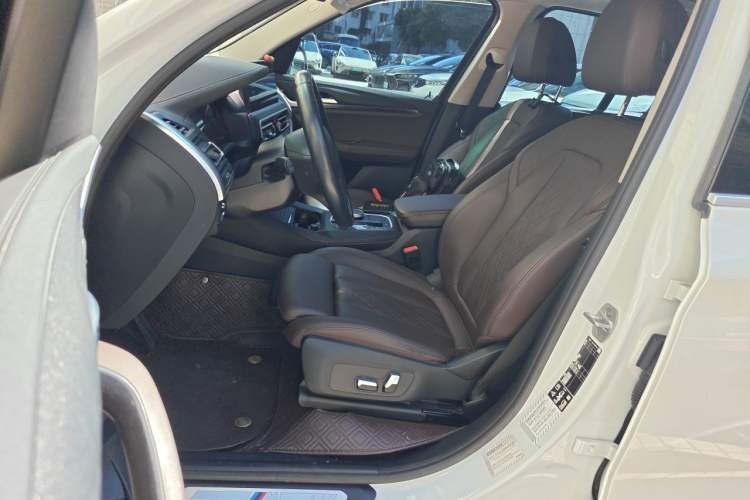 Used BMW X3 2022 xDrive25i M Sport Package Left Front Seat