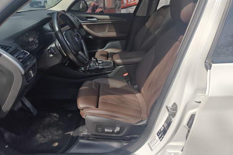 Used BMW X3 2022 xDrive30i Luxury Model M Night Sky Package Left Front Seat