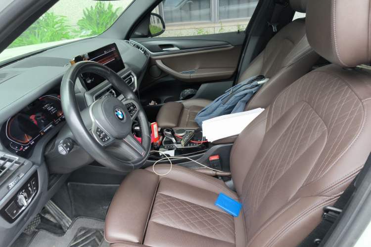 Used BMW X3 2022 xDrive30i Luxury Edition M Night Sky Package Left Front Seat