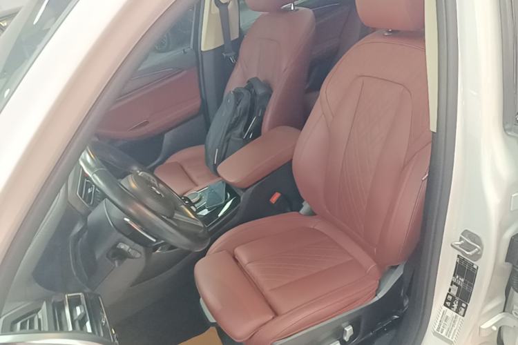 Used BMW X3 2022 Second Facelift xDrive30i Leading Edition M Night Sky Package Left Front Seat
