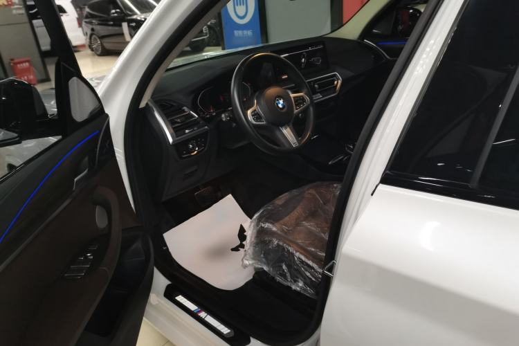 Used BMW X3 2022 xDrive30i Luxury Model M Night Sky Package Left Front Seat