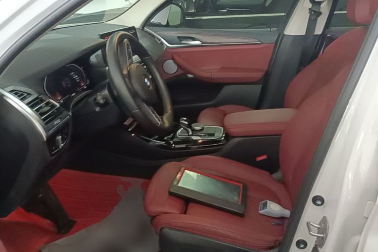 Used BMW X3 2022 Facelift xDrive30i Luxury Edition M Night Edition Package Left Front Seat