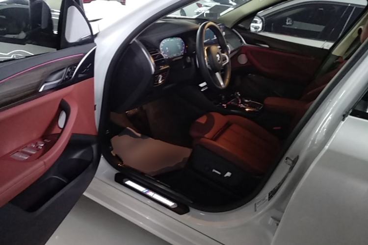 Used BMW X3 2022 Facelift xDrive30i Luxury Edition M Night Edition Package Left Front Seat