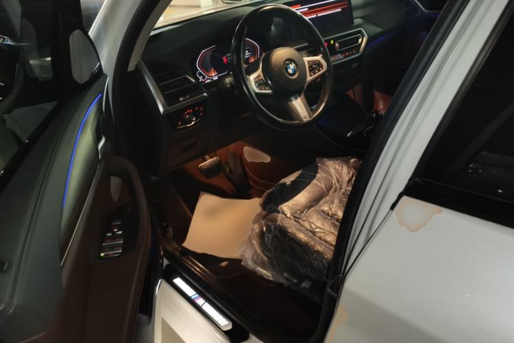Used BMW X3 2022 xDrive30i Luxury Model M Night Sky Package Left Front Seat