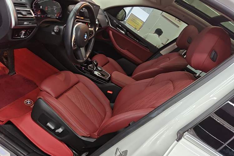 Used BMW X3 2022 Restyled xDrive25i M Sport Package Left Front Seat