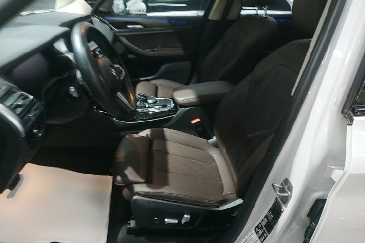 Used BMW X3 2022 xDrive30i Luxury Model M Night Sky Package Left Front Seat
