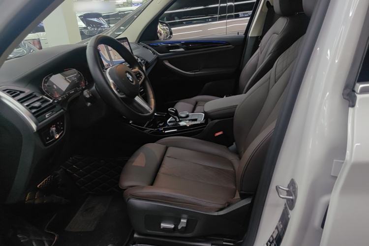 Used BMW X3 2022 xDrive25i M Sport Package Left Front Seat