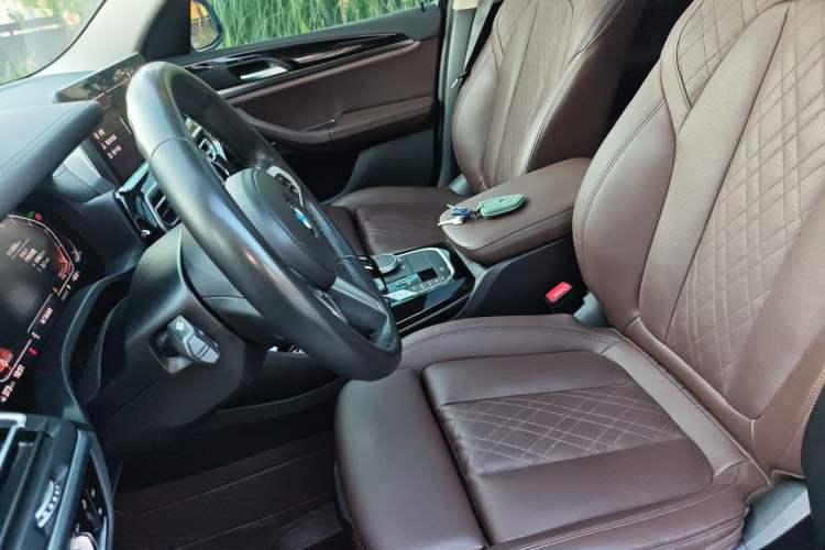 Used BMW X3 2022 xDrive25i M Sport Package Left Front Seat