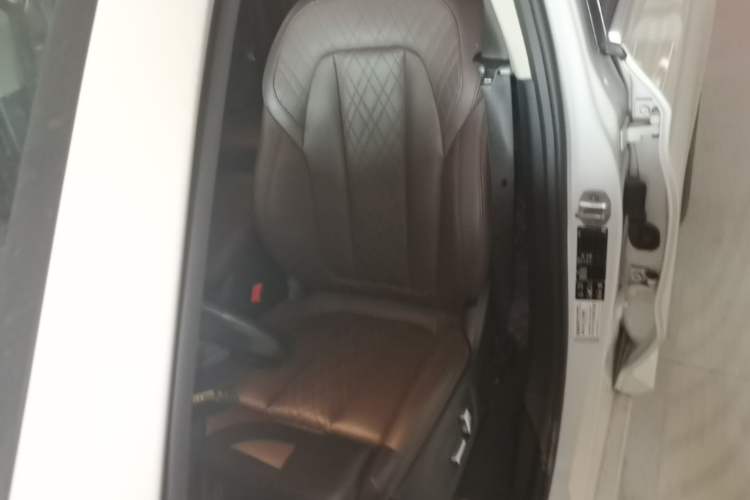 Used BMW X3 2022 xDrive25i M Sport Package Left Front Seat