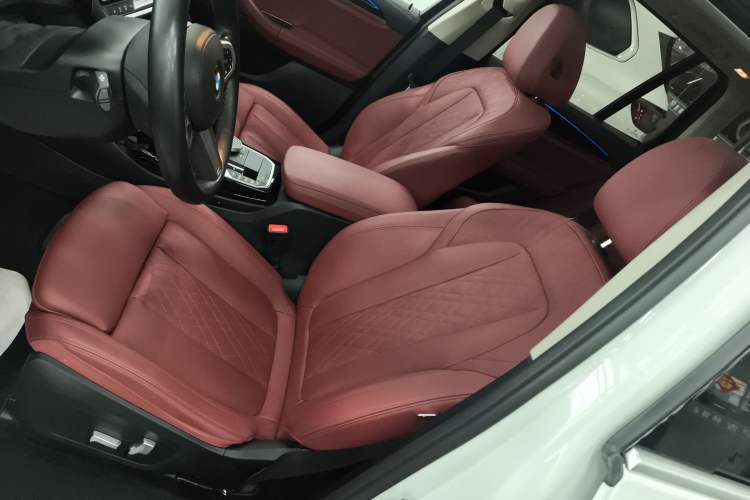 Used BMW X3 2022 xDrive25i M Sport Package Left Front Seat