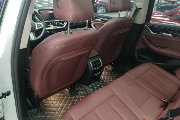 Used BMW X3 2022 xDrive25i M Sport Package Left Front Seat