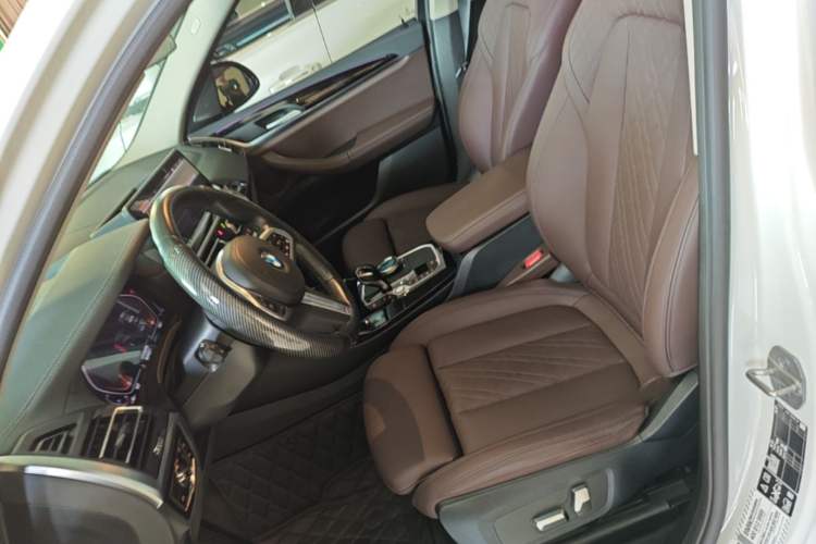 Used BMW X3 2022 xDrive25i M Sport Package Left Front Seat