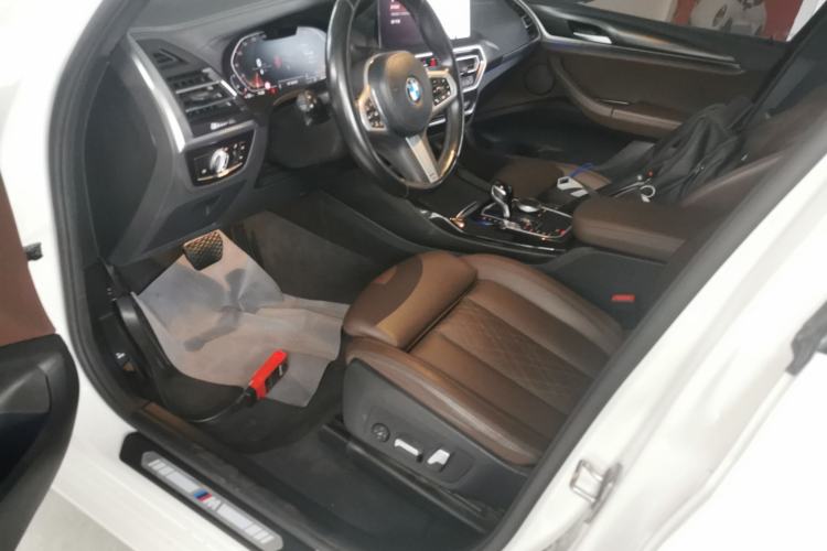 Used BMW X3 2022 Restyled xDrive30i Luxury Edition M Night Sky Package Left Front Seat