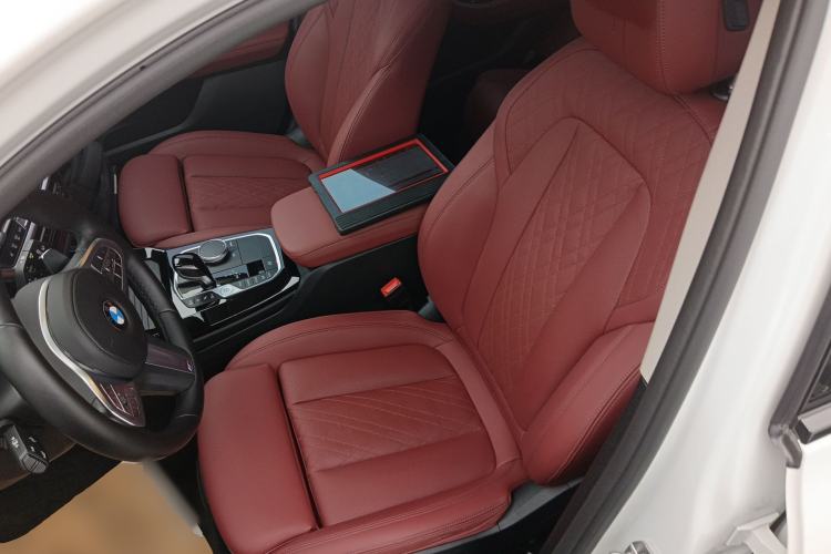 Used BMW X3 2022 Second Facelift xDrive30i Leading Edition M Night Sky Package Left Front Seat