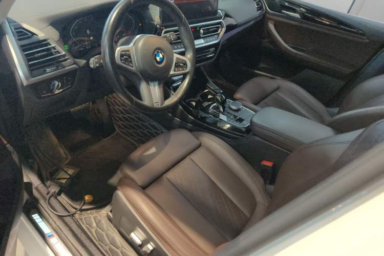 Used BMW X3 2022 xDrive25i M Sport Package Left Front Seat