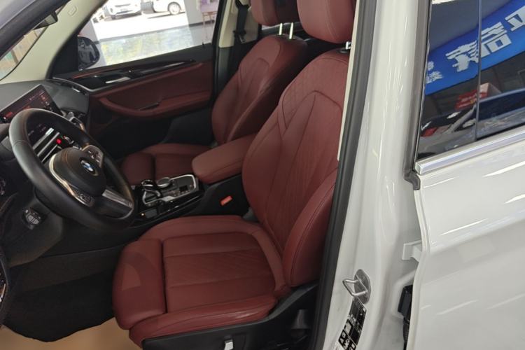Used BMW X3 2022 Restyled xDrive25i M Sport Package Left Front Seat